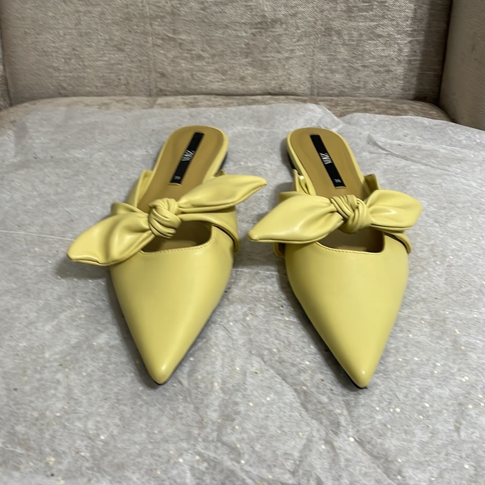 Zara Lemon Yellow Pointed Toe Bow Mules - Picture 3 of 5